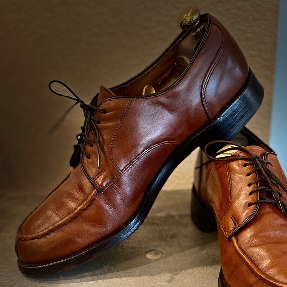 Allen Edmonds \